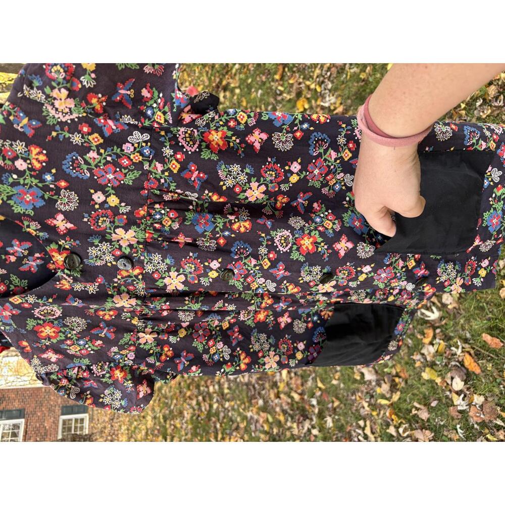 Floral Print Short Sleeve Maternity Blouse with Black Pockets